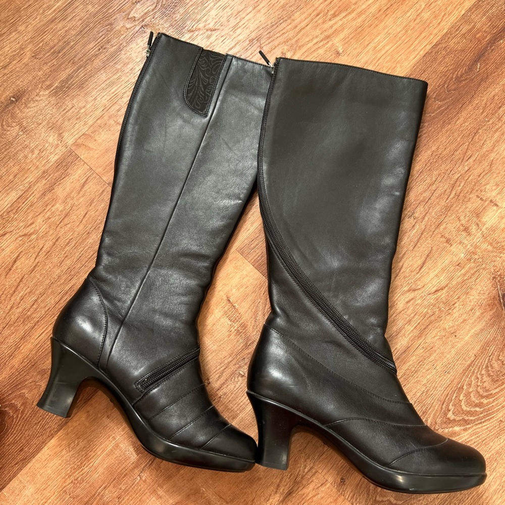 Dansko Bentley Tall Black Leather Knee-High Boots 7 EU 37